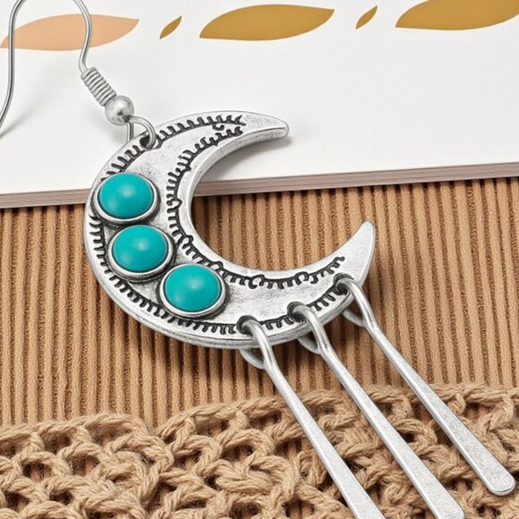 🆕️Mystic Boho Turquoise Crescent Moon Dangle Earrings Antique Silver Vibes - Picture 13 of 14